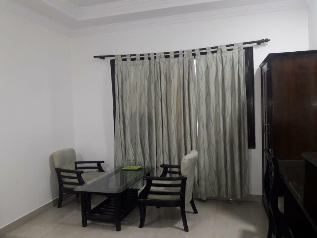Hotel Vindhwashni Haldwani Bagian luar foto