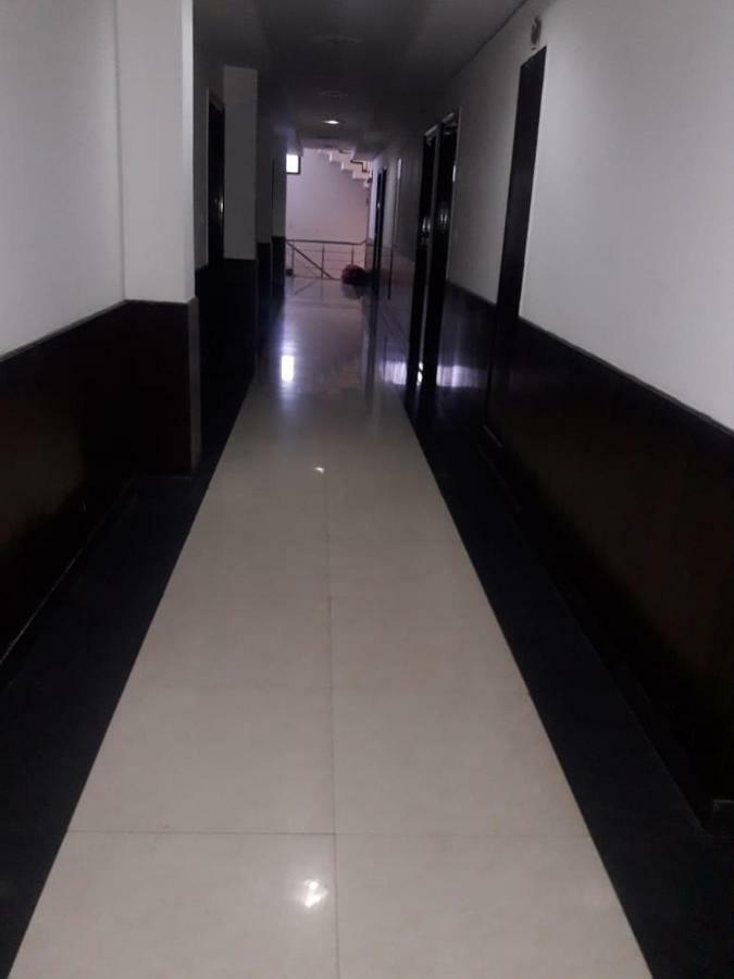 Hotel Vindhwashni Haldwani Bagian luar foto